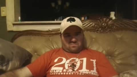 Snapshot of sub_michael41 chatting on October 22, 1:28 am sub_michael41 online show from October 22, 1:28 am