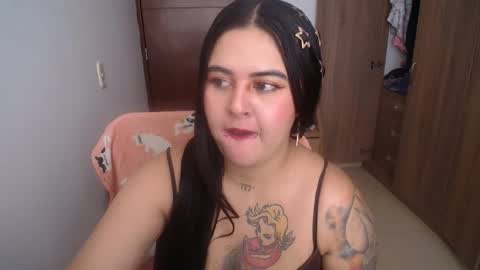 Snapshot of sub_nezuko_69 chatting on June 2, 5:15 pm sub_nezuko_69 online show from June 2, 5:15 pm