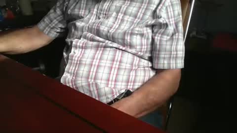 Snapshot of subballsboy chatting on January 14, 7:43 pm subballsboy online show from January 14, 7:43 pm