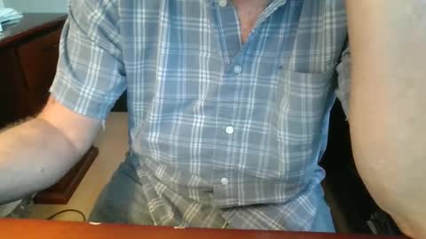 Snapshot of subballsboy chatting on February 2, 11:21 pm subballsboy online show from February 2, 11:21 pm