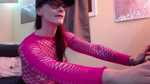 Snapshot of subbypunkruby77 chatting on February 13, 5:26 am SubbyPunkRuby online show from February 13, 5:26 am