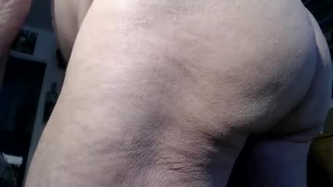 Snapshot of subibuns chatting on December 19, 9:51 am Marcel online show from December 19, 9:51 am