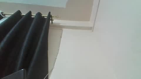 submissive_slut001 online show from November 2, 10:01 pm