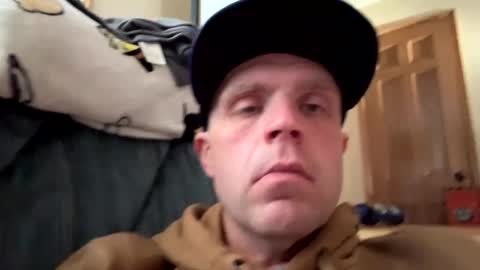 Snapshot of submissivebrett373 chatting on October 28, 8:22 pm submissivebrett373 online show from October 28, 8:22 pm