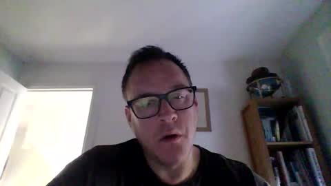 Snapshot of submissivepig4u chatting on April 23, 6:21 pm The PIG online show from April 23, 6:21 pm