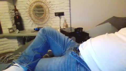 Snapshot of submissivguy chatting on September 23, 7:28 pm submissivguy online show from September 23, 7:28 pm