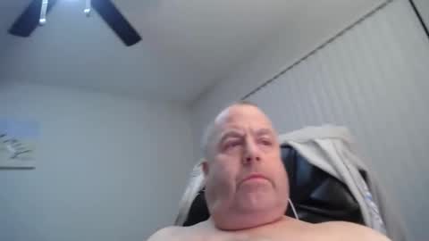 subswitchuser online show from December 18, 11:24 am