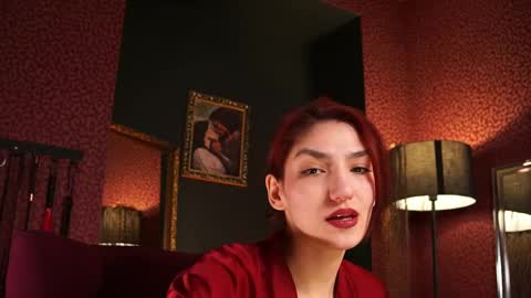 Snapshot of subtleart_ chatting on May 7, 2:11 pm subtleart_ online show from May 7, 2:11 pm