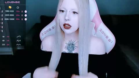 succubus_leslie online show from December 17, 12:16 am