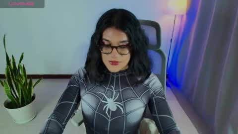 Snapshot of succubus_vitta chatting on July 29, 3:26 am Vitta online show from July 29, 3:26 am