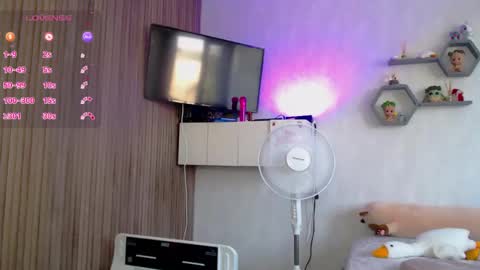 Snapshot of suchcute_ chatting on June 8, 3:40 am suchcute_ online show from June 8, 3:40 am