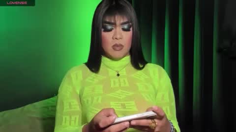 JADE ELYSE online show from November 10, 6:40 pm