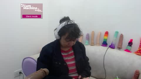 Sucky  online show from March 18, 12:19 pm