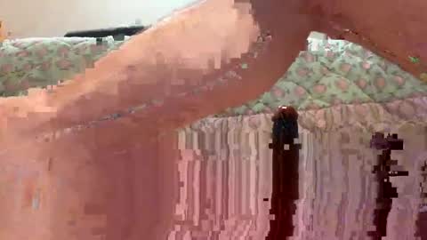 Snapshot of suckmeoffuk chatting on February 18, 4:14 pm JJ online show from February 18, 4:14 pm