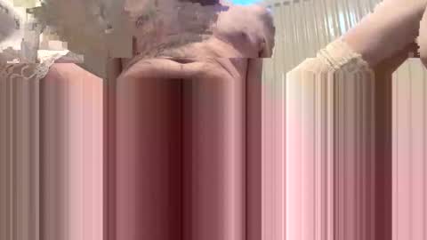 Snapshot of suckmeoffuk chatting on February 19, 2:02 pm JJ online show from February 19, 2:02 pm