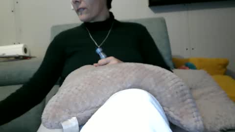 sucrette5629 online show from December 19, 4:24 pm