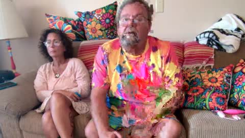 Snapshot of suenixon chatting on September 30, 2:33 pm suenixon online show from September 30, 2:33 pm