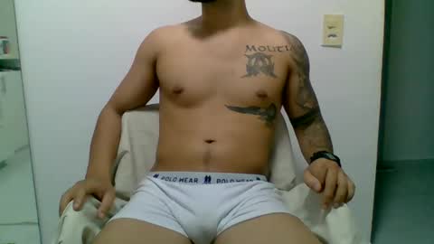 suetsemsay online show from December 15, 1:10 am