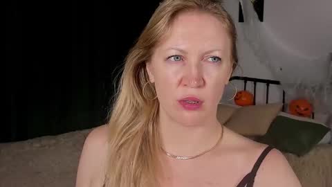 sugamomy online show from October 27, 12:26 am