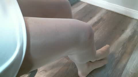 Snapshot of sugar1014 chatting on December 2, 1:44 am sugar1014 online show from December 2, 1:44 am