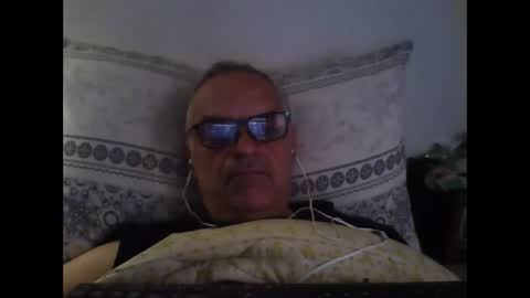 Snapshot of sugar1971 chatting on March 2, 6:47 am paolo online show from March 2, 6:47 am