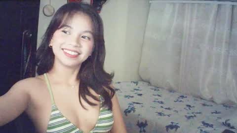 Snapshot of sugar_jazzz chatting on May 30, 2:58 pm Rosiee online show from May 30, 2:58 pm