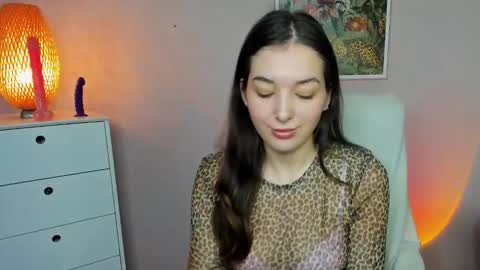 Megan online show from November 25, 7:52 am