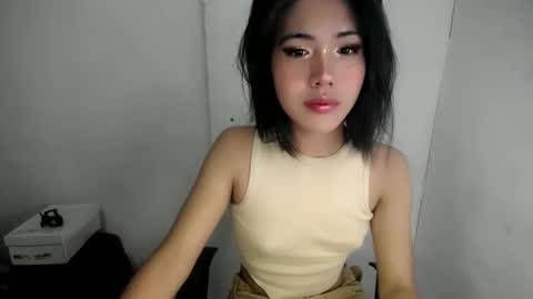 Snapshot of sugarbabydolly chatting on December 10, 4:17 pm Jo Haira online show from December 10, 4:17 pm