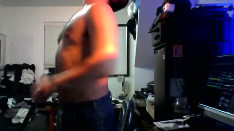 Snapshot of sugardotdom chatting on April 14, 12:16 am Sugar online show from April 14, 12:16 am