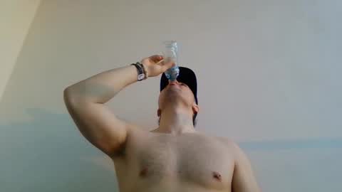 Snapshot of sugargay222 chatting on January 8, 12:29 pm Sugar online show from January 8, 12:29 pm