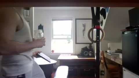 Sugar online show from June 25, 10:47 pm