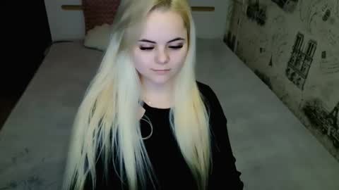 sugarkissx online show from March 25, 7:42 pm