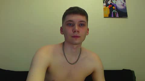 Snapshot of sugarrebit chatting on January 15, 6:43 am Sugarbutter online show from January 15, 6:43 am