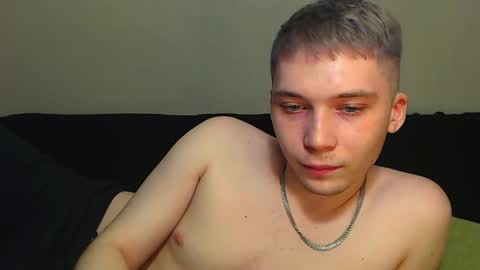 Snapshot of sugarrebit chatting on February 2, 8:41 pm Sugarbutter online show from February 2, 8:41 pm