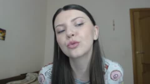 Snapshot of sugartati chatting on June 10, 7:57 pm SugarTati online show from June 10, 7:57 pm