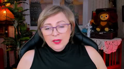 Vivien online show from January 8, 6:20 pm