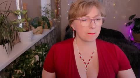 Vivien online show from January 18, 10:08 am