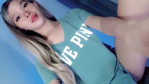 LoveSugar online show from November 10, 9:47 pm