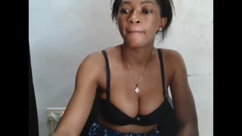 Snapshot of sugarxpussy chatting on April 6, 8:15 am sugarxpussy online show from April 6, 8:15 am