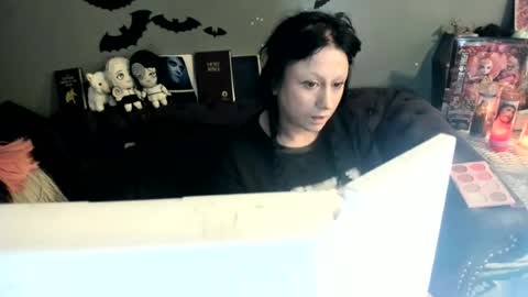 Snapshot of sugary_sweet chatting on June 28, 3:01 am Sugary online show from June 28, 3:01 am