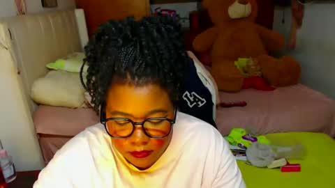 Cami   Back in 2 hours online show from December 8, 11:19 pm