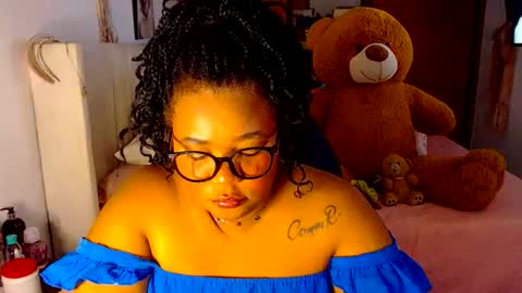 Cami   Back in 2 hours online show from June 4, 5:02 am