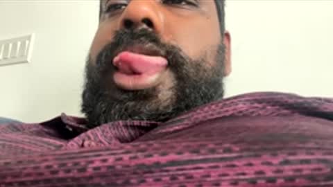 Let me be your knight that saves you online show from April 16, 8:53 pm