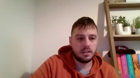 suggs124 online show from December 9, 7:50 am