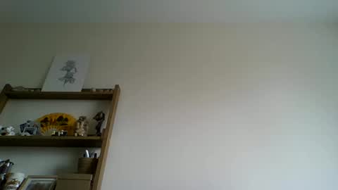 suggs124 online show from April 17, 11:02 am