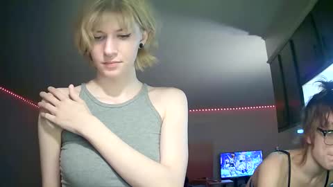 Ophelia online show from January 20, 3:48 am