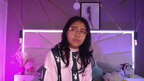 SUKI online show from March 24, 11:48 am