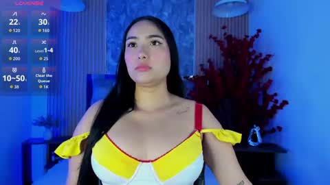 Snapshot of sulay_kim chatting on June 14, 7:16 pm Sulay online show from June 14, 7:16 pm
