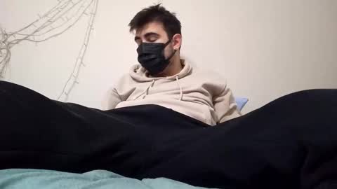 Snapshot of sullyniko chatting on October 15, 7:36 pm Niko online show from October 15, 7:36 pm
