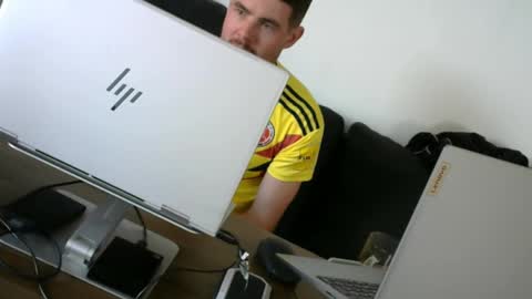 The Sultan online show from September 13, 7:35 pm